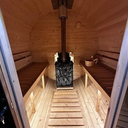 Pod Wzgorzem Z Sauna, Jacuzzi I Basenem