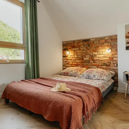 Pod Wzgorzem Z Sauna, Jacuzzi I Basenem וילה *