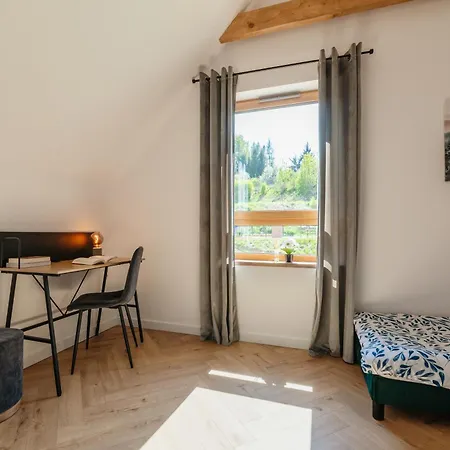 Pod Wzgorzem Z Sauna, Jacuzzi I Basenem