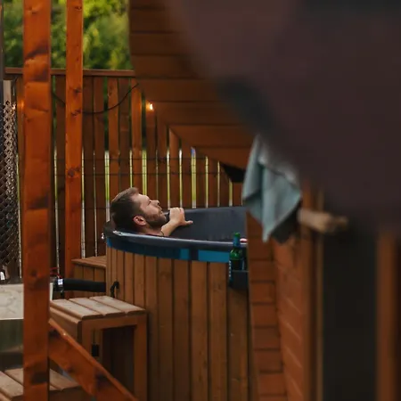 Villa Pod Wzgorzem Z Sauna, Jacuzzi I Basenem *