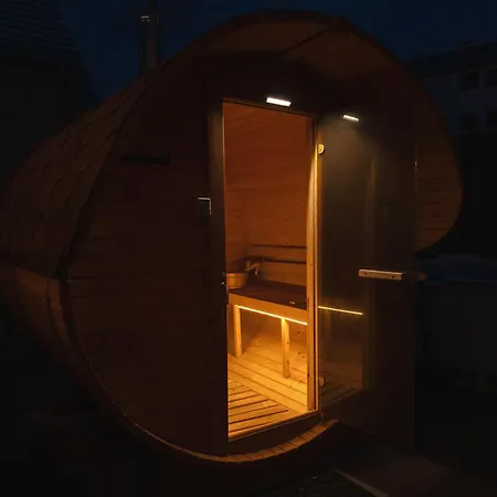 Pod Wzgorzem Z Sauna, Jacuzzi I Basenem * Kudowa Zdroj