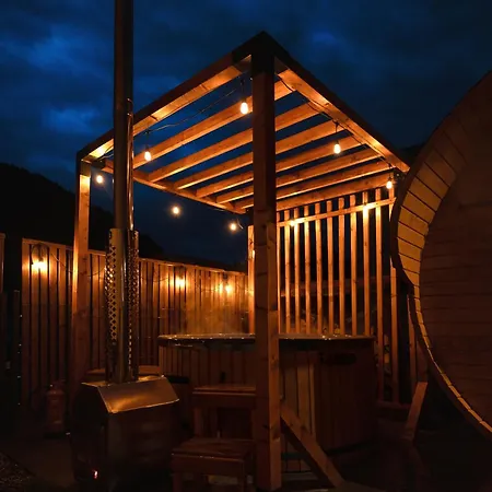 Pod Wzgorzem Z Sauna, Jacuzzi I Basenem