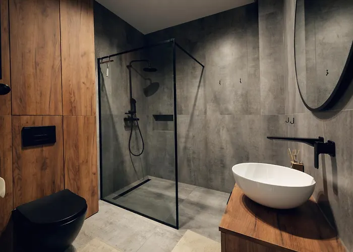 Villa Pod Wzgorzem Z Sauna, Jacuzzi I Basenem *