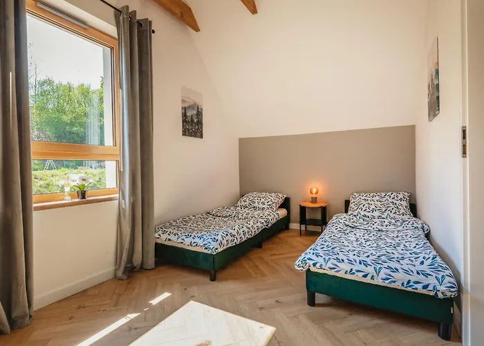 Pod Wzgorzem Z Sauna, Jacuzzi I Basenem Villa *