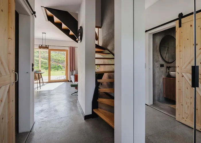 Pod Wzgorzem Z Sauna, Jacuzzi I Basenem