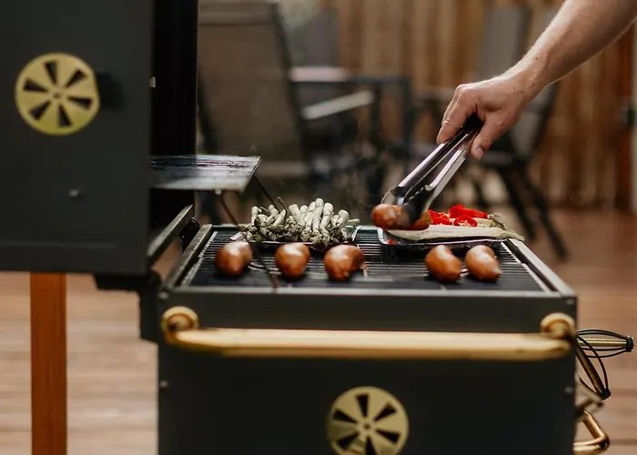 Pod Wzgorzem Z Sauna, Jacuzzi I Basenem Villa *