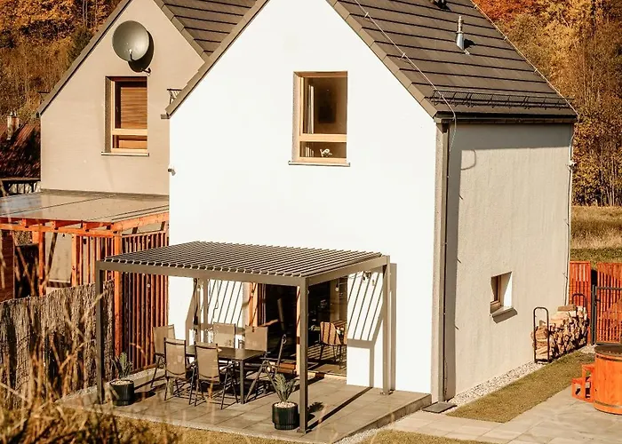 Pod Wzgorzem Z Sauna, Jacuzzi I Basenem